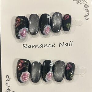XS Size Black and Silver Floral Nail Set